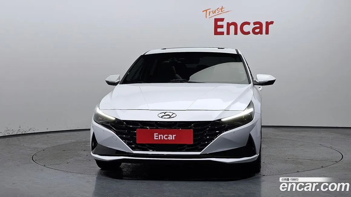 Hyundai AVANTE — фото 3
