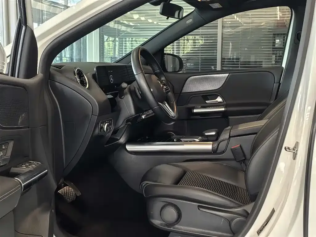 Mercedes-Benz B-Class 2023 из CN, фото 4