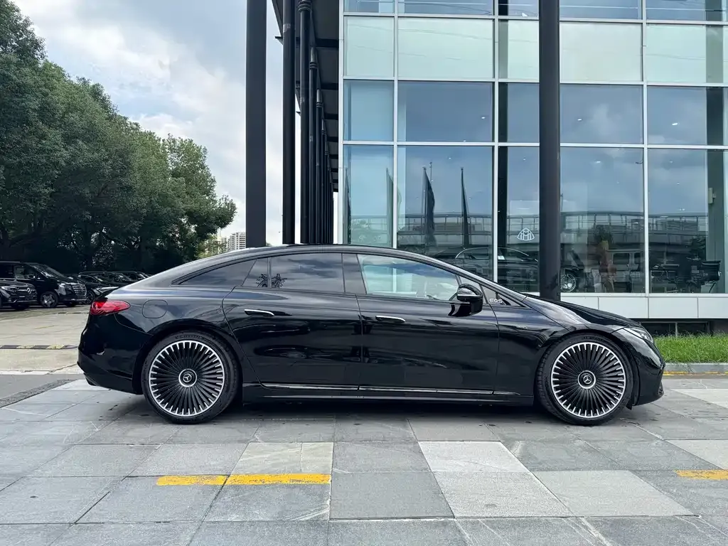 Mercedes-Benz EQS AMG 2025 из CN, фото 4