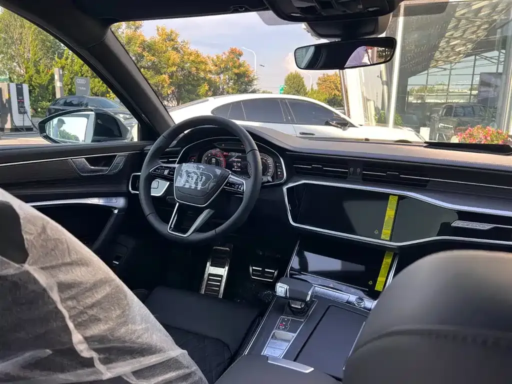 Audi A6L 2025 из CN, фото 6