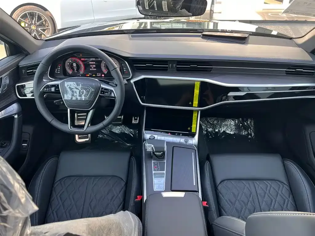 Audi A6L 2025 из CN, фото 8