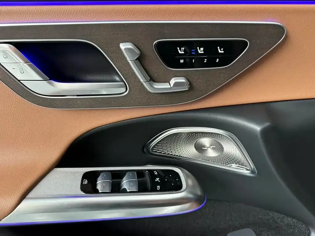 [object Object] E-Class 2025 из CN, фото 9