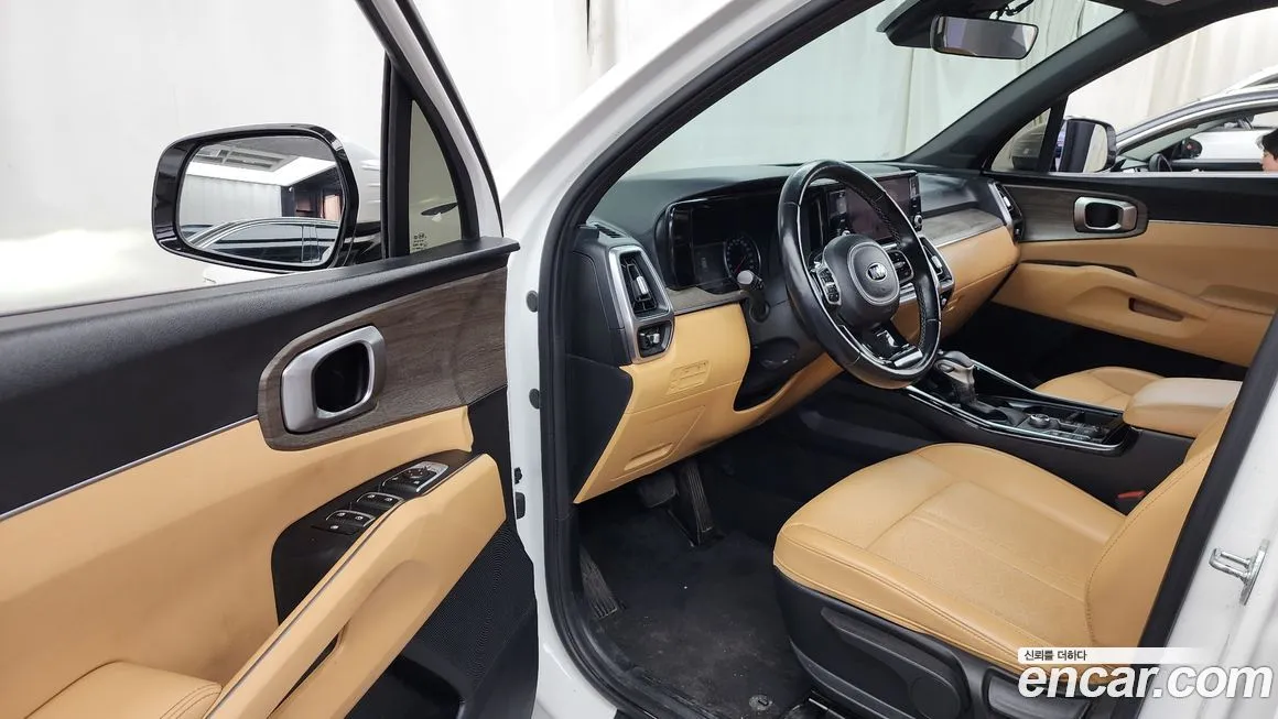 Kia Sorento — фото 10