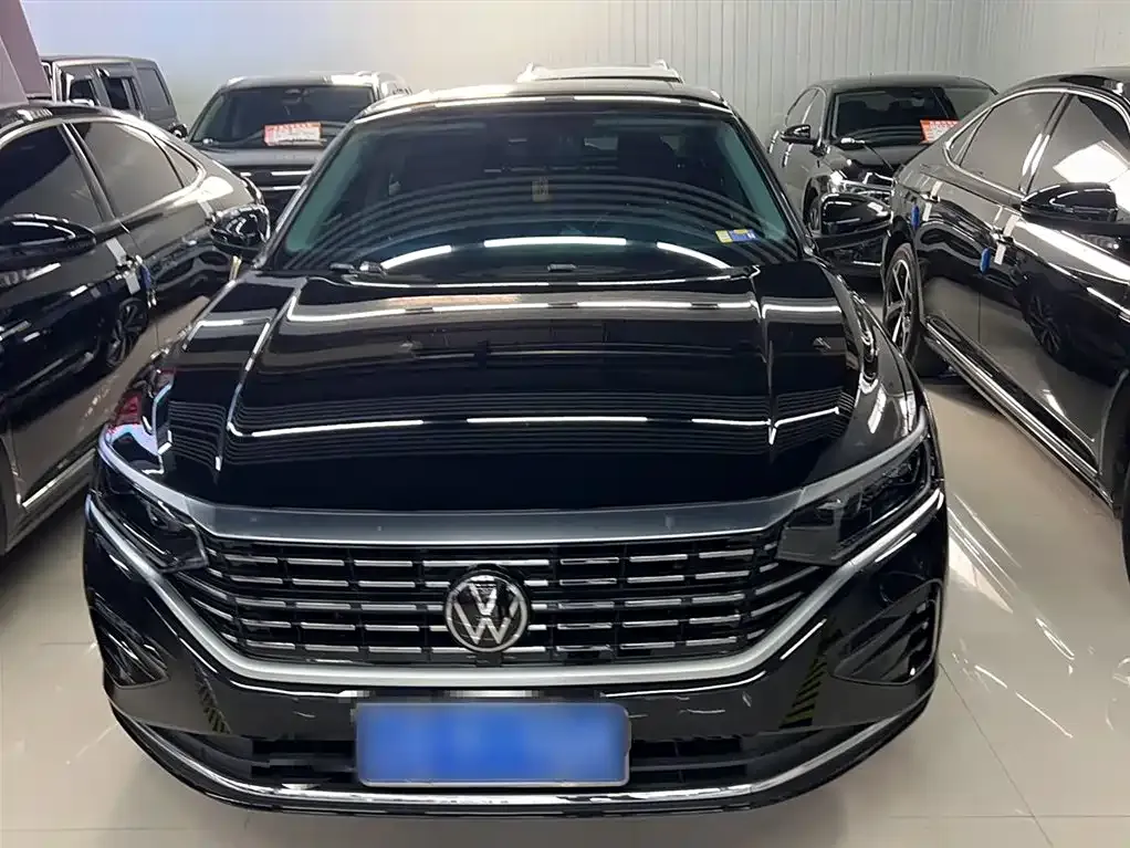 Volkswagen Passat 2023 из CN, фото 7