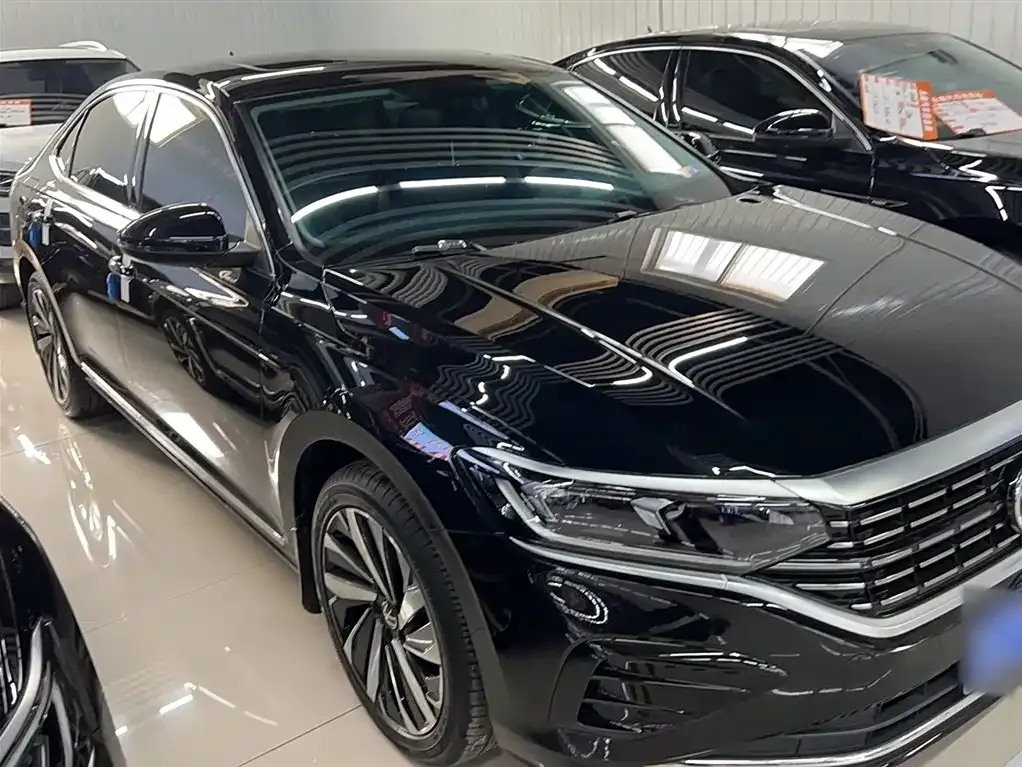 Volkswagen Passat 2023 из CN, фото 8