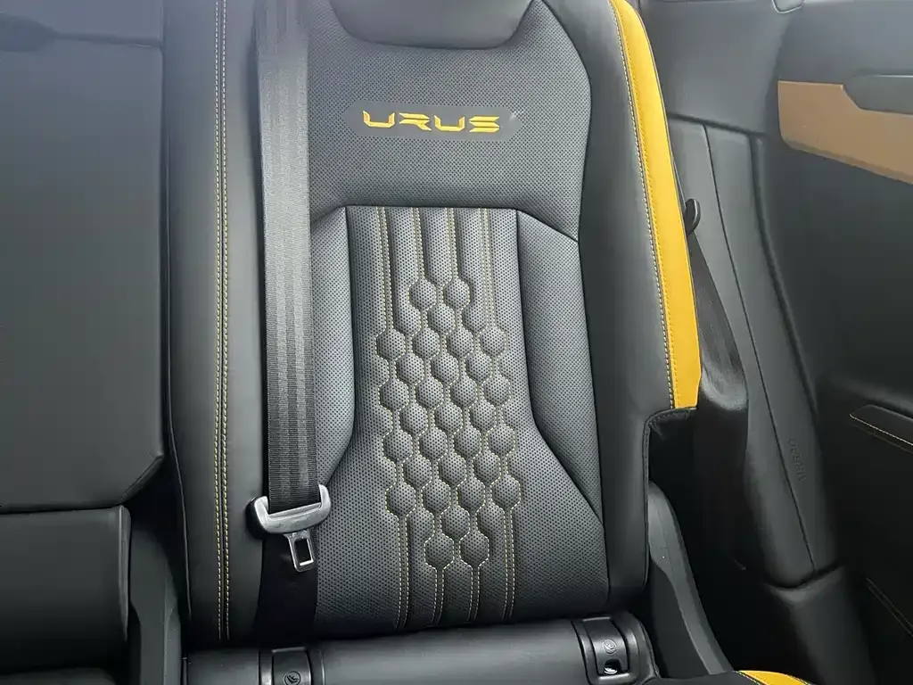 Lamborghini Urus — фото 7