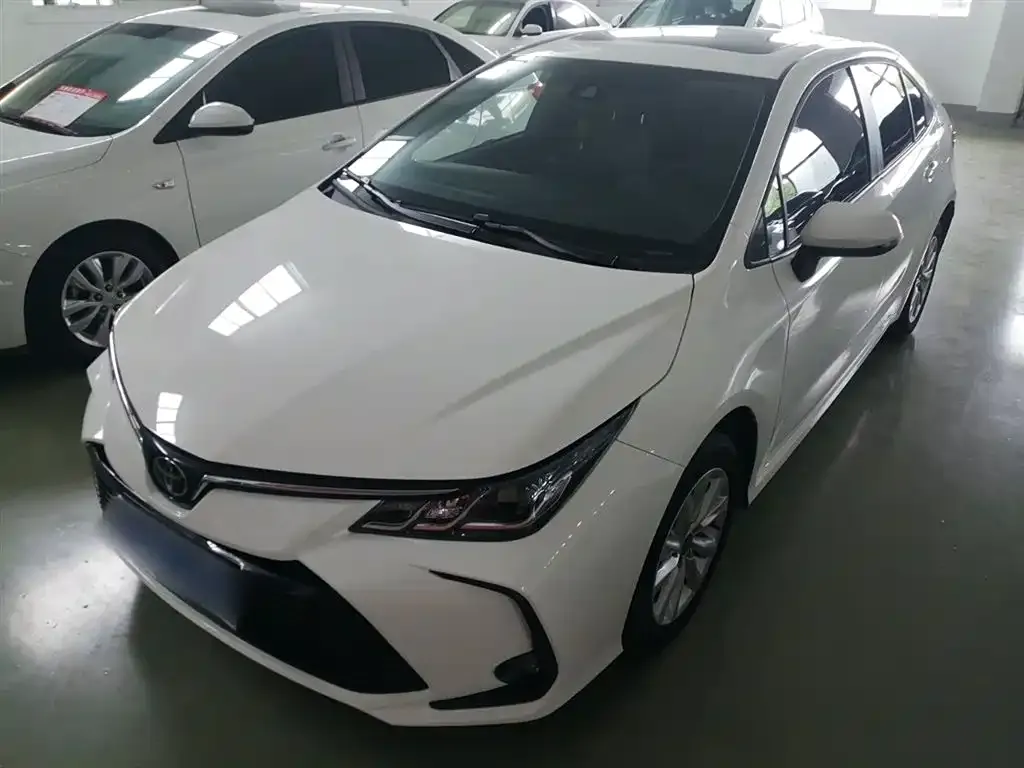 Toyota Corolla 2024 из CN, фото 2