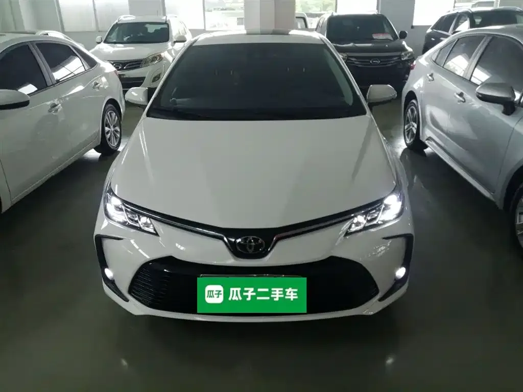 Toyota Corolla 2024 из CN, фото 3