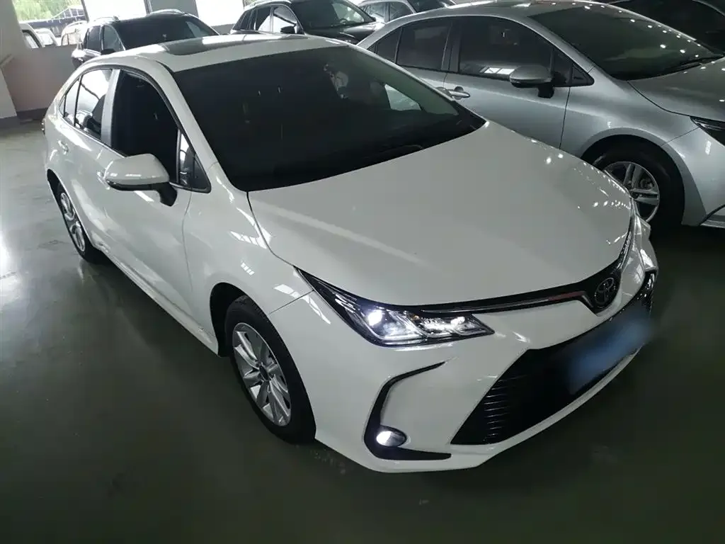Toyota Corolla 2024 из CN, фото 4