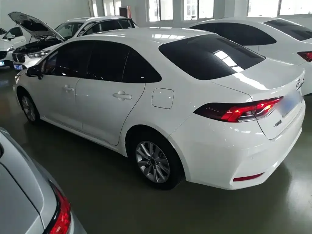 Toyota Corolla 2024 из CN, фото 5