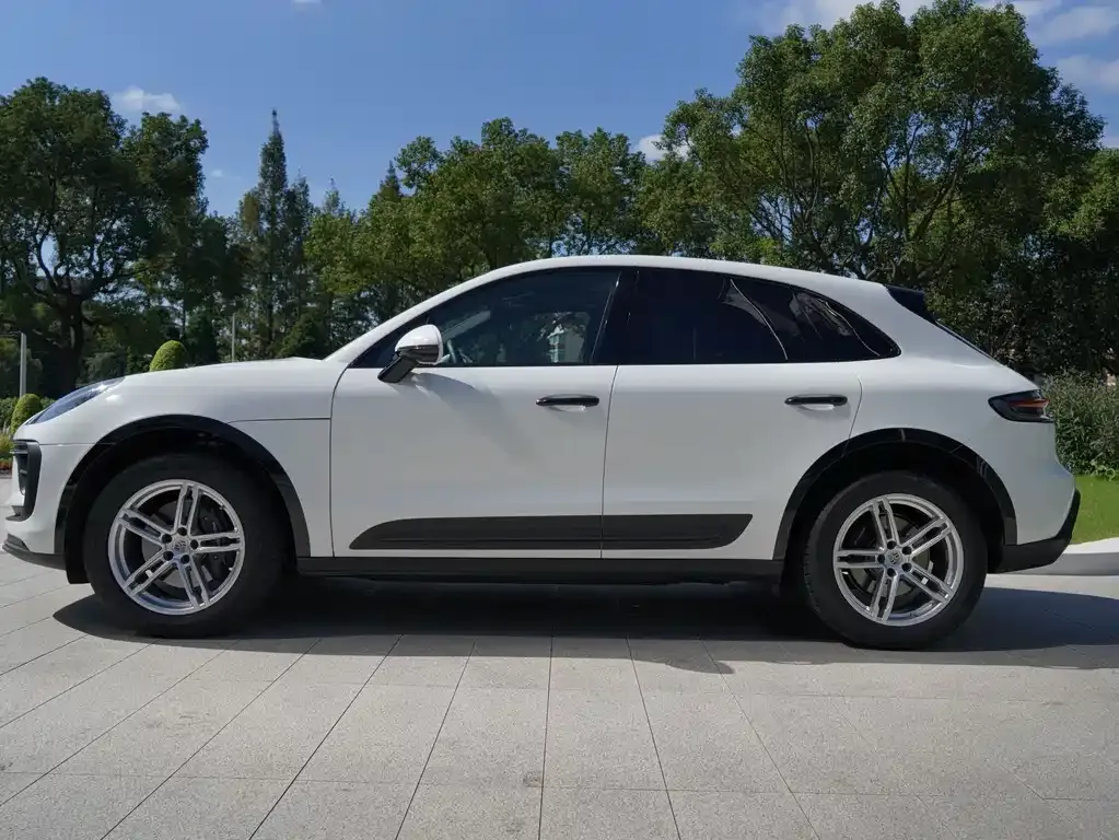 Porsche Macan 2025 из CN, фото 3