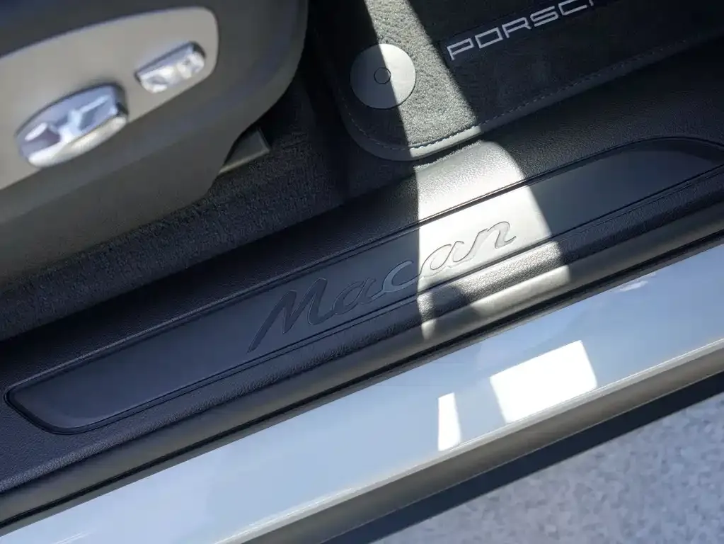 Porsche Macan 2025 из CN, фото 7