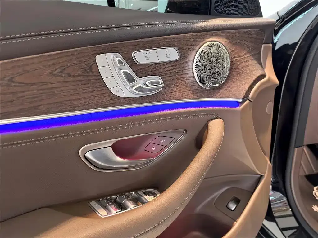 Mercedes-Benz E-Class 2023 из CN, фото 10