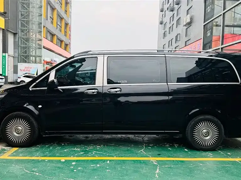Mercedes-Benz Vito 2023 из CN, фото 5