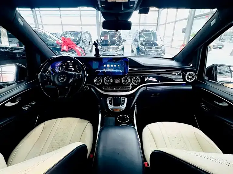Mercedes-Benz Vito 2023 из CN, фото 8