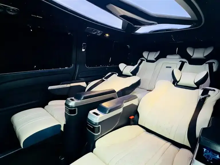Mercedes-Benz Vito 2023 из CN, фото 9