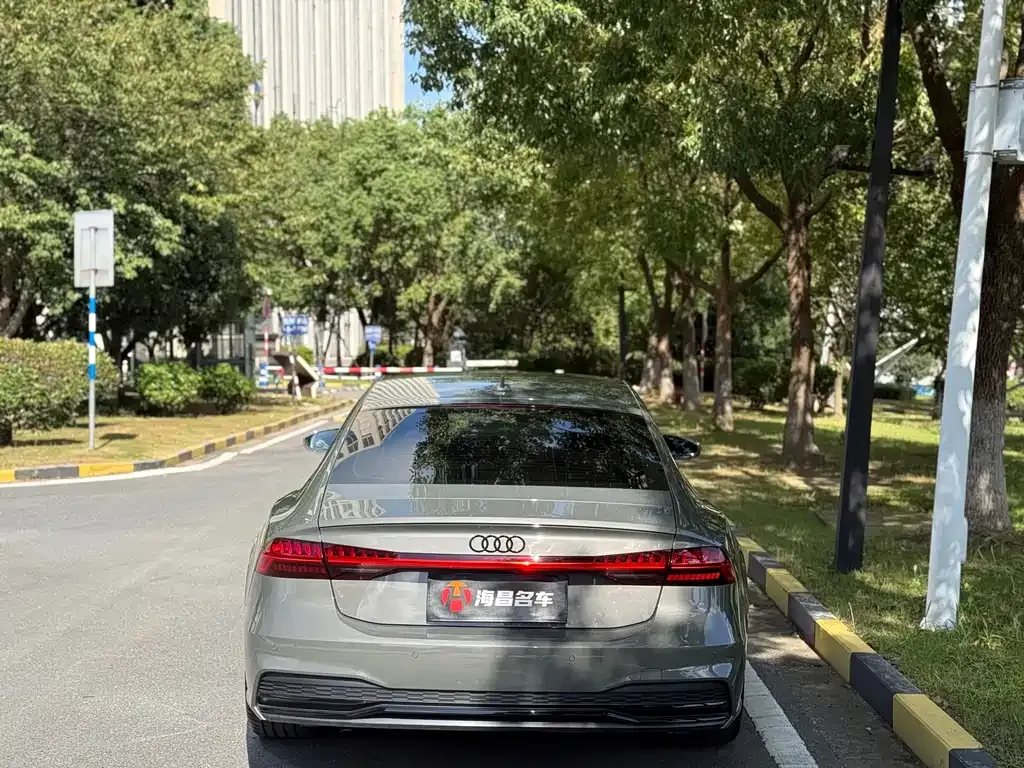 Audi A7 2024 из CN, фото 5