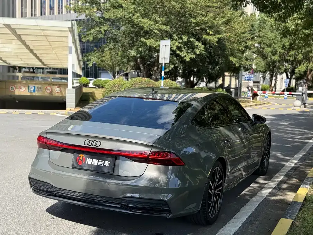 Audi A7 2024 из CN, фото 6