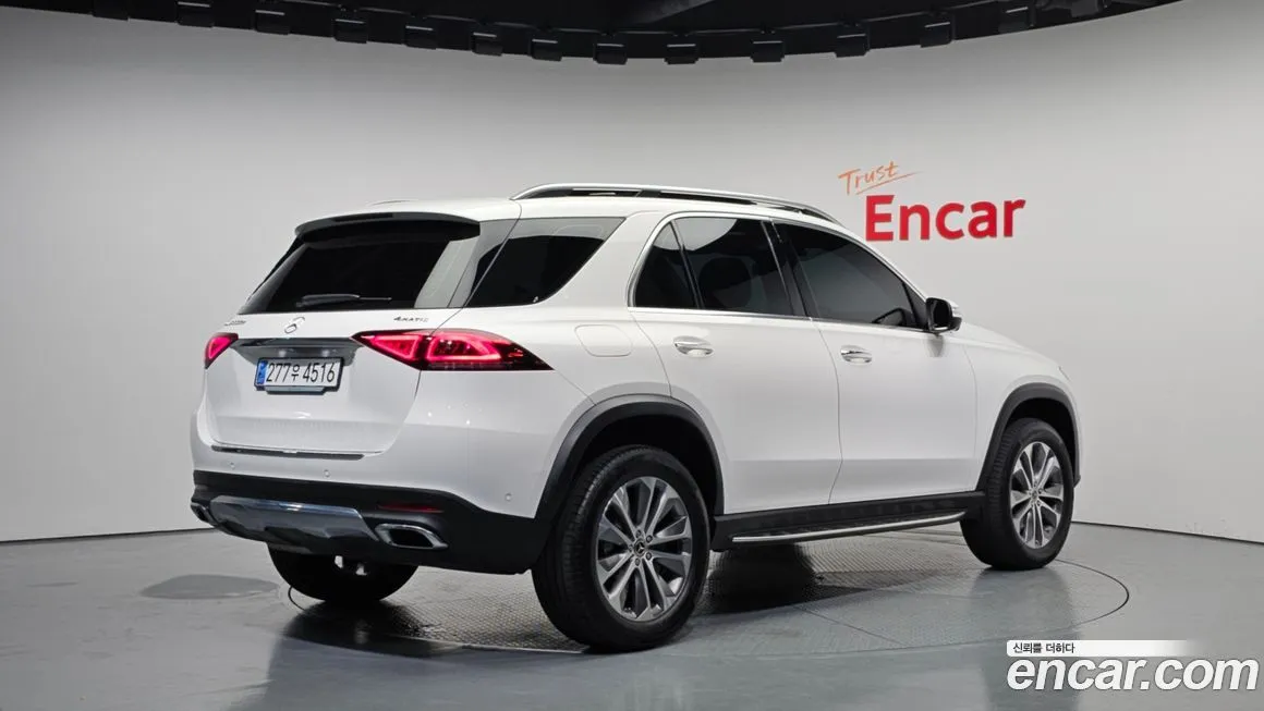 Mercedes-Benz GLE-Class — фото 2