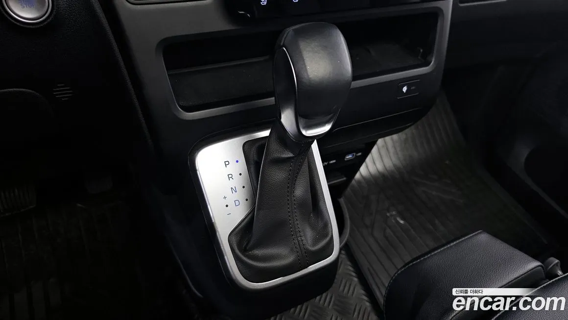 Hyundai Staria — фото 9