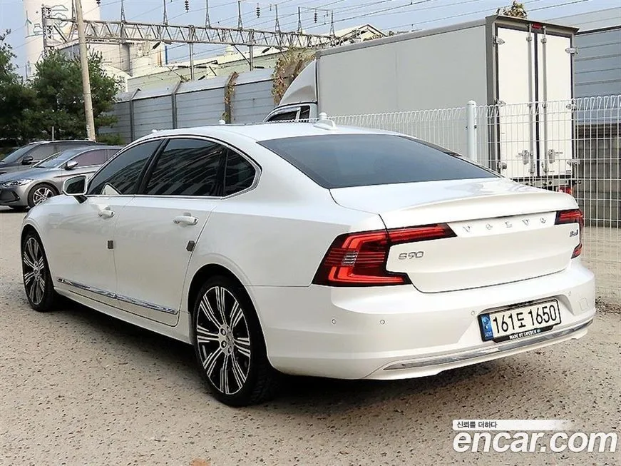 Volvo S90 — фото 2