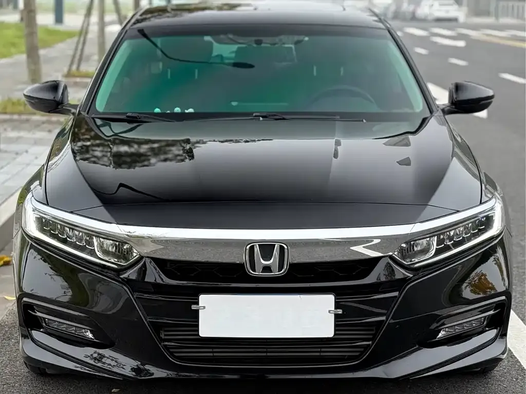 Honda Accord — фото 3