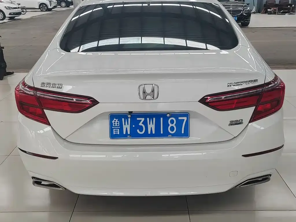 Honda Inspire — фото 4