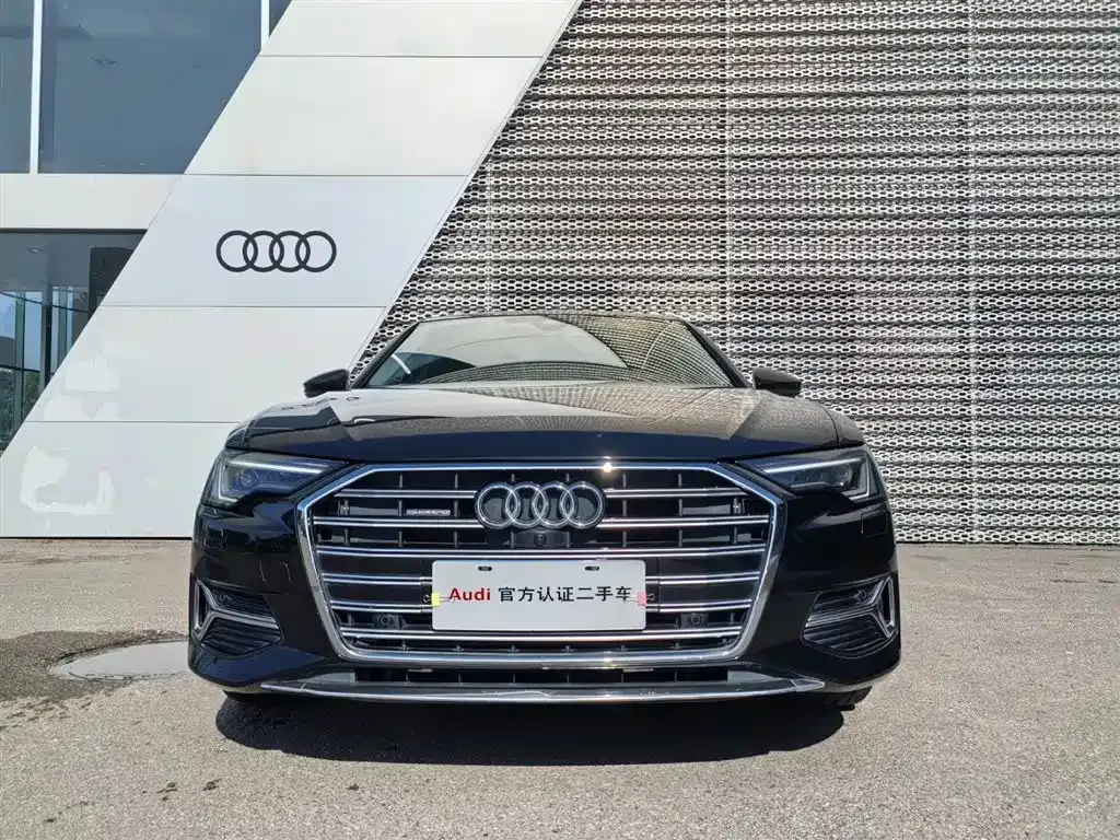 Audi A6L 2023 из CN, фото 2