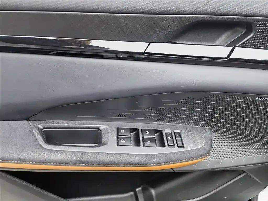Changan UNI-V 2022 из CN, фото 9