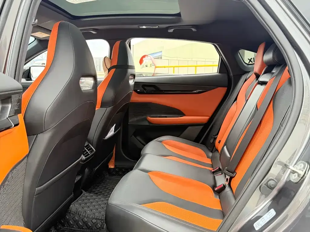 Changan UNI-V 2023 из CN, фото 8