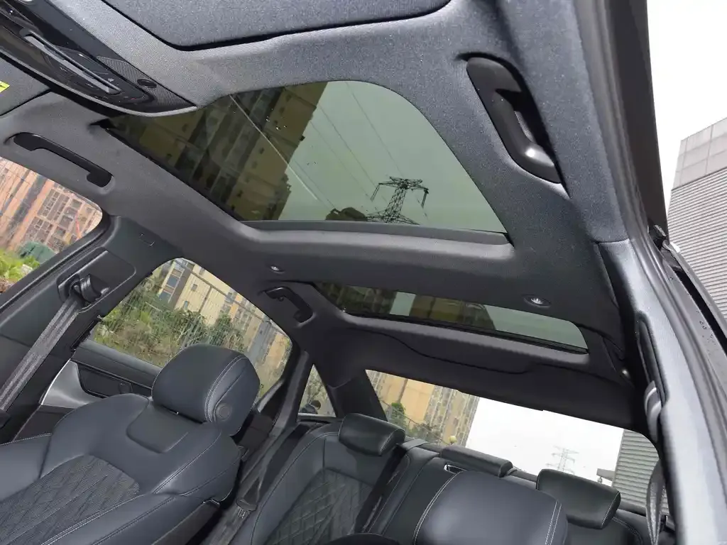 Audi A6L 2025 из CN, фото 4