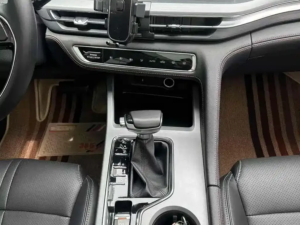 Changan CS75PLUS — фото 10