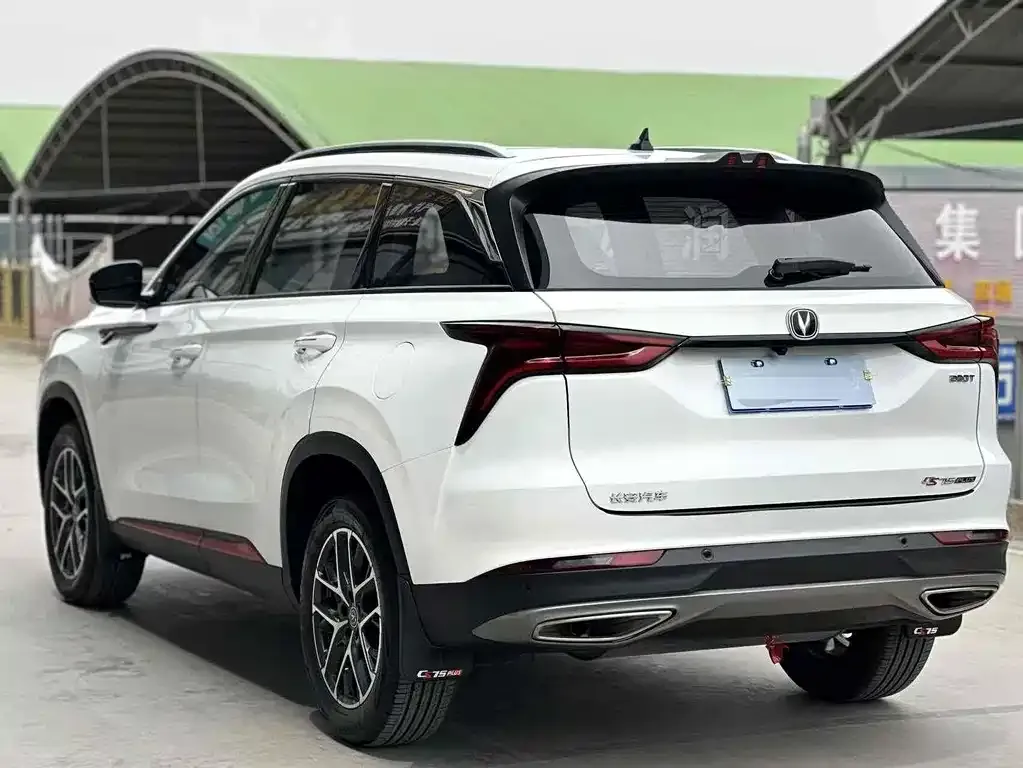 Changan CS75PLUS — фото 4