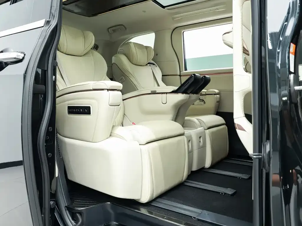 Lexus LM 2025 из CN, фото 7