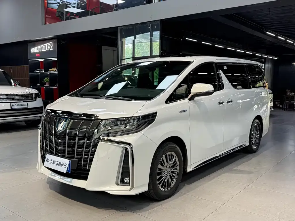 Toyota Alphard 2023 из CN, фото 1