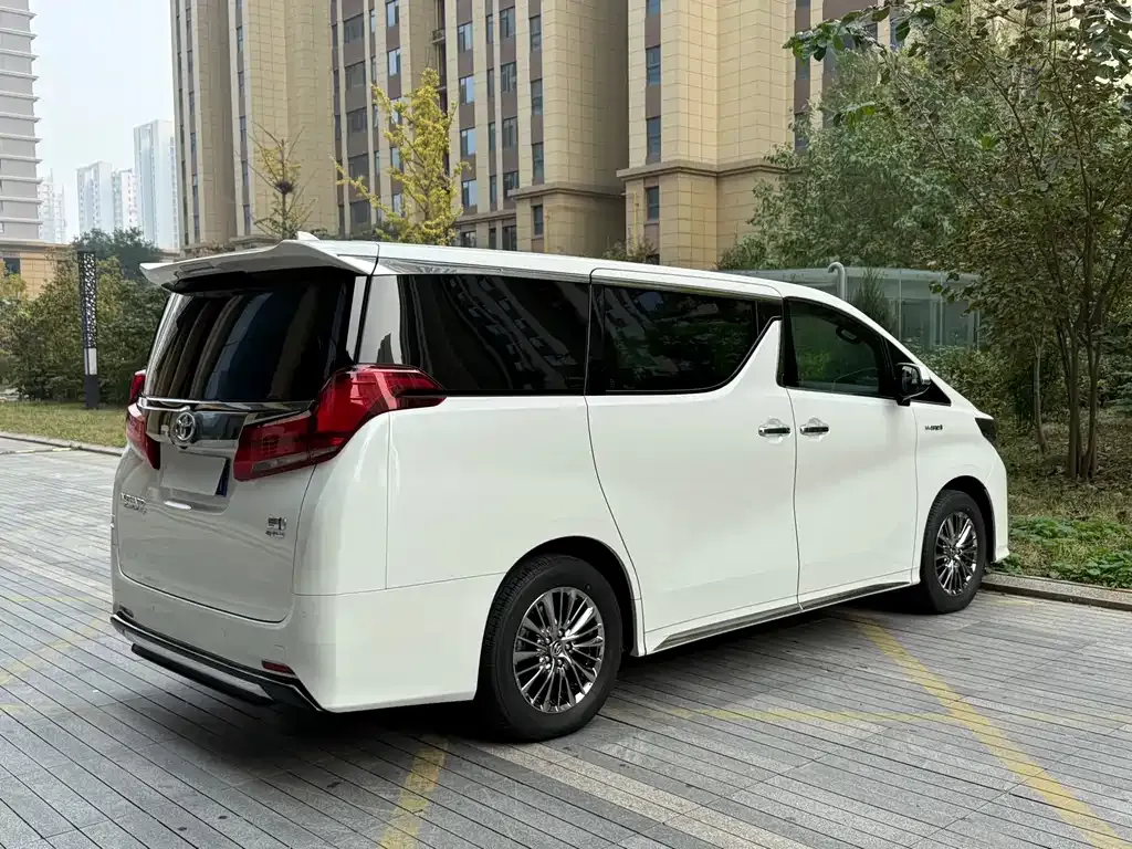 Toyota Alphard 2023 из CN, фото 5