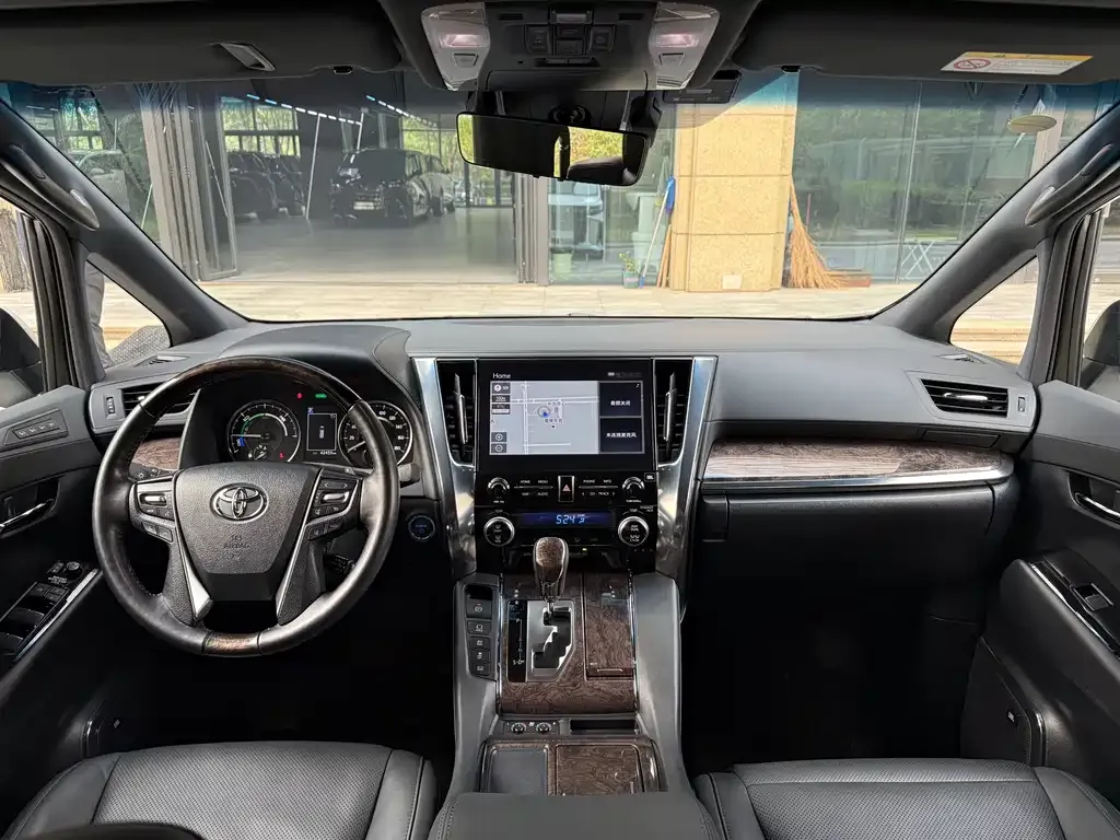 Toyota Alphard 2023 из CN, фото 8