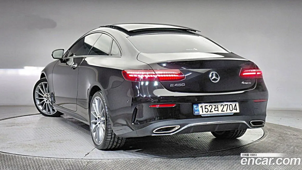 Mercedes-Benz E-Class — фото 2
