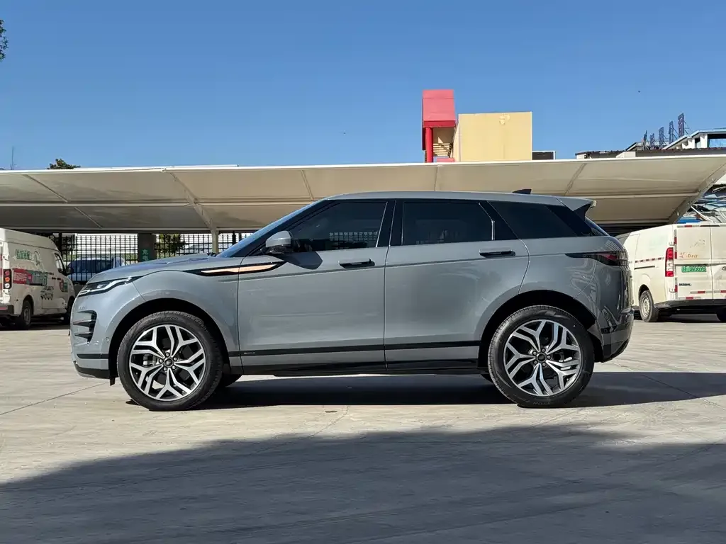 Land Rover Evoque 2021 из CN, фото 4