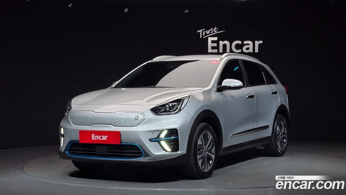 Kia Niro — фото 1