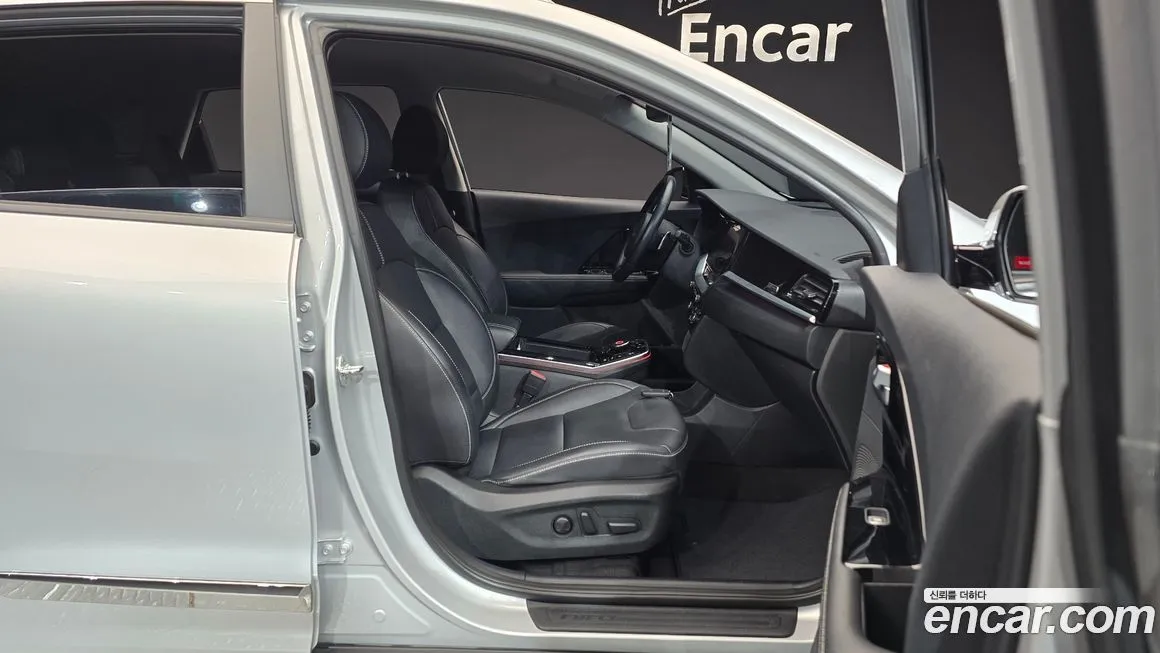 Kia Niro — фото 10