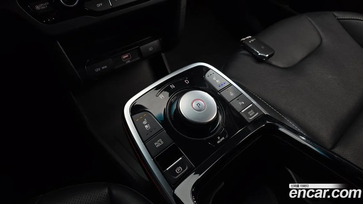 Kia Niro — фото 9