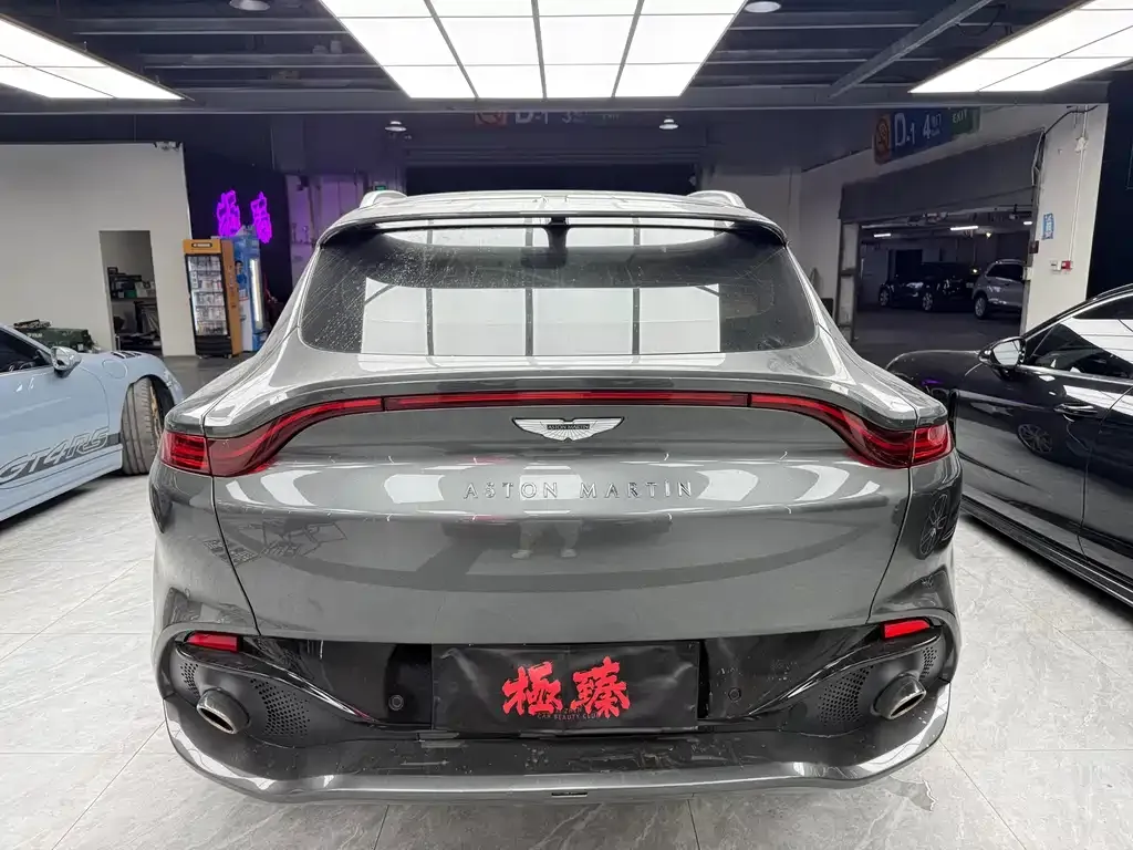Aston Martin DBX 2022 из CN, фото 5