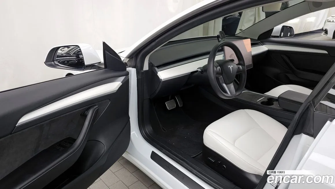 Tesla Model 3 2022 из KR, фото 10