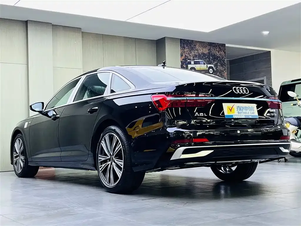 Audi A6L 2025 из CN, фото 6