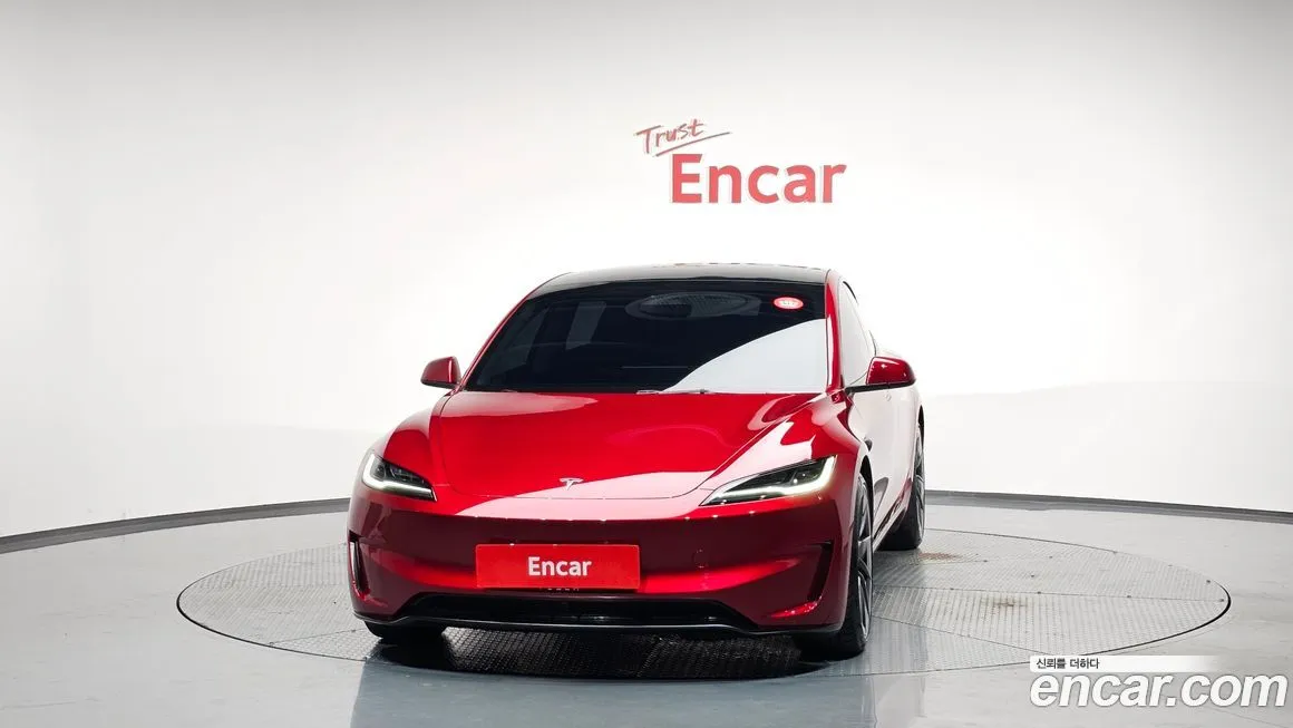 Tesla Model 3 2025 из KR, фото 3