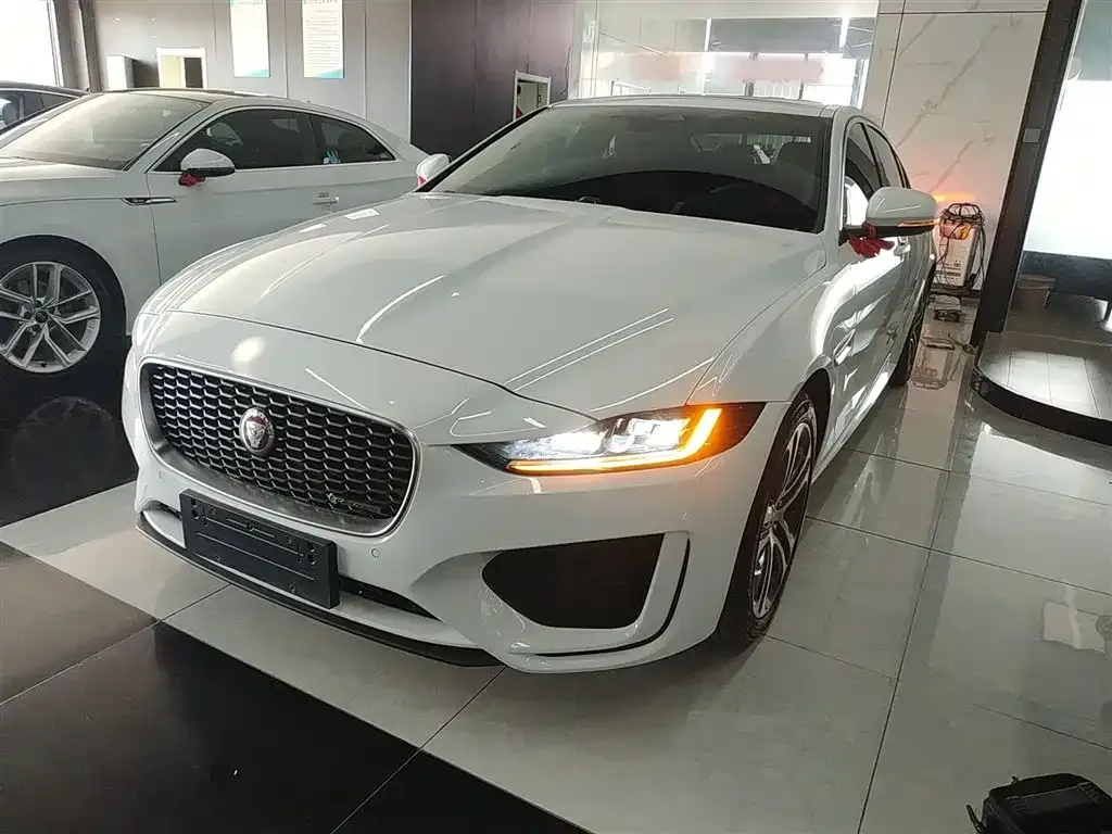 Jaguar XEL 2023 из CN, фото 1