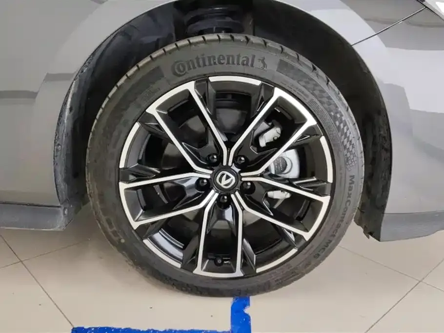 Changan UNI-V iDD 2024 из CN, фото 6