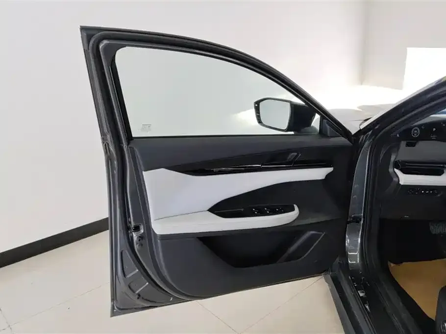 Changan UNI-V iDD 2024 из CN, фото 7
