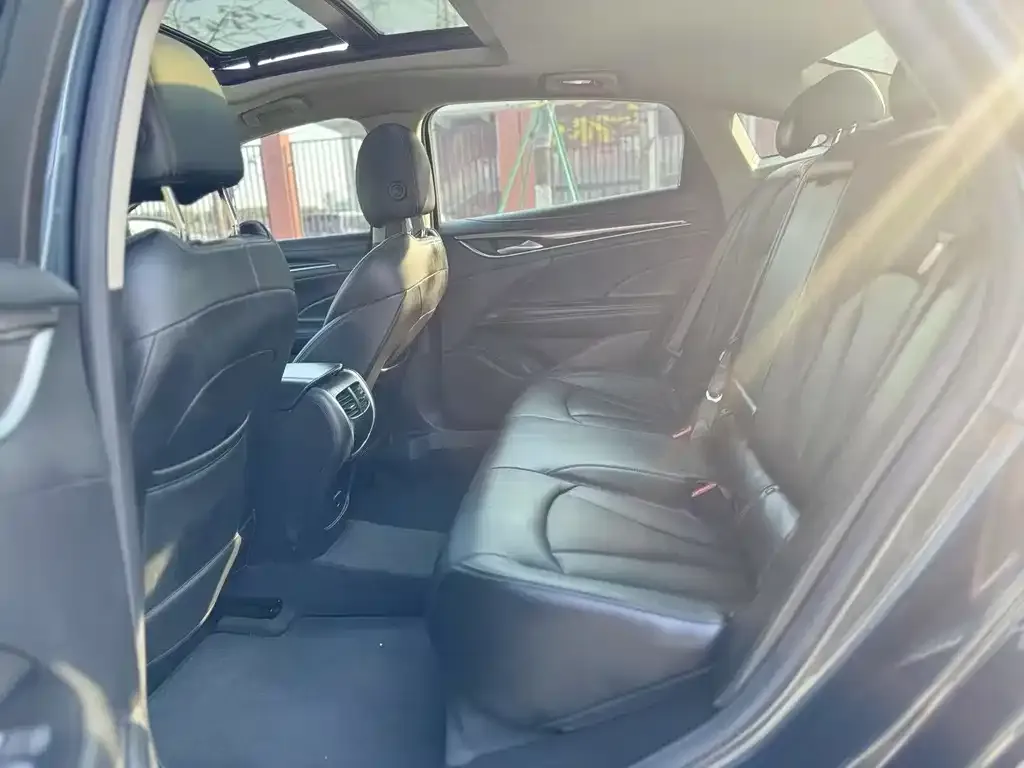 Buick LaCrosse 2021 из CN, фото 4